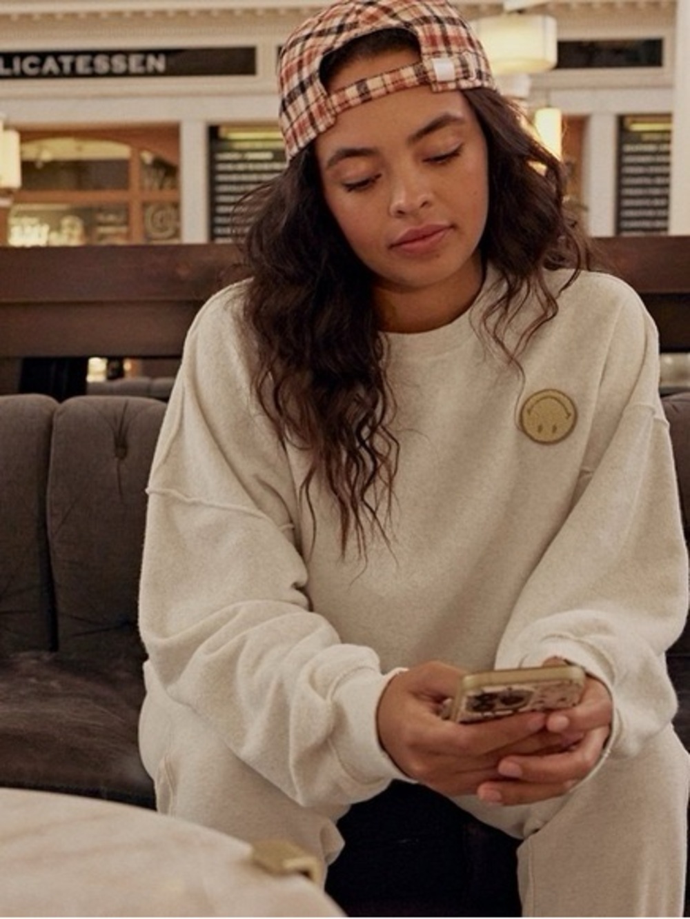 Aerie The Chill Cozy Crew Sweatshirt Cream Smiley Face